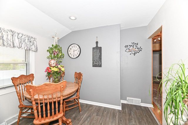 8019 W Norwich STREET, Milwaukee, WI 53220