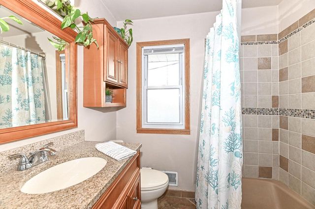 8019 W Norwich STREET, Milwaukee, WI 53220