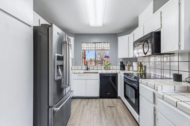 3546 W Dayton Avenue, Fresno, CA 93722