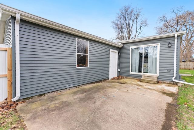 30063 W Wren Street, Elkhart, IN 46517