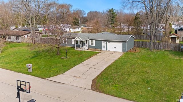 30063 W Wren Street, Elkhart, IN 46517