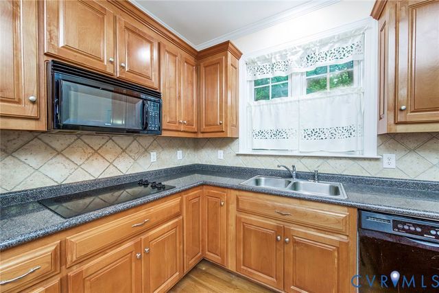 1026 Ruffin Mill Pl, Colonial Heights, VA 23834