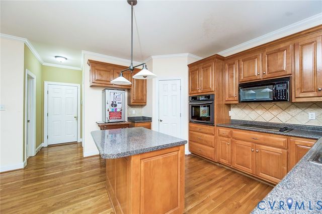 1026 Ruffin Mill Pl, Colonial Heights, VA 23834