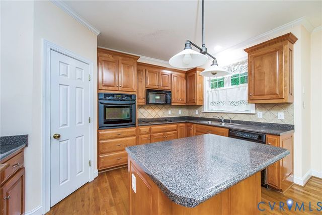 1026 Ruffin Mill Pl, Colonial Heights, VA 23834