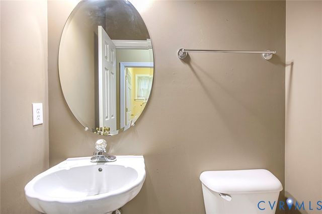 1026 Ruffin Mill Pl, Colonial Heights, VA 23834