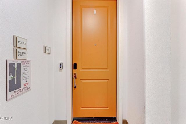 27406 N Merlin Place 202, Valencia, CA 91381