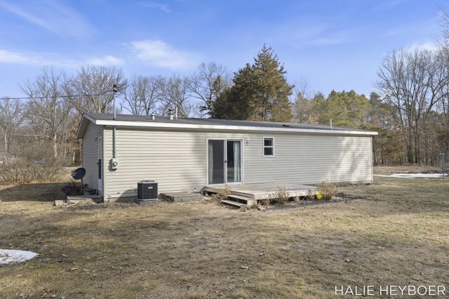 5430 128th Avenue, Manlius Twp, MI 49408