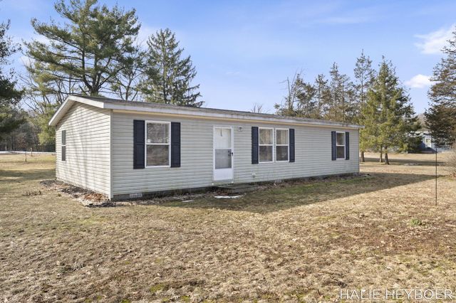 5430 128th Avenue, Manlius Twp, MI 49408