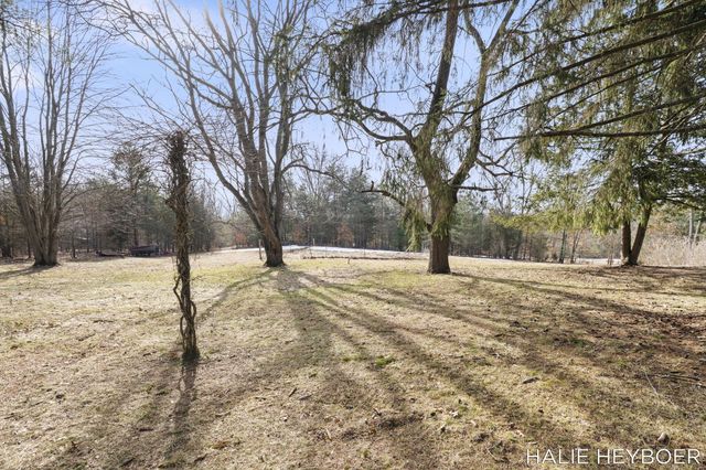 5430 128th Avenue, Manlius Twp, MI 49408