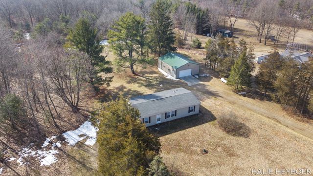 5430 128th Avenue, Manlius Twp, MI 49408