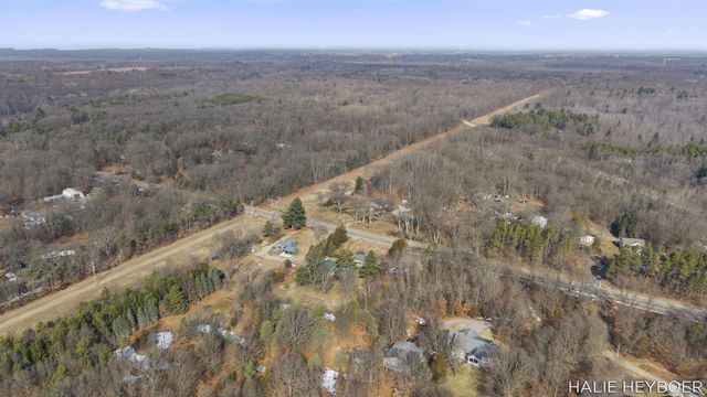 5430 128th Avenue, Manlius Twp, MI 49408