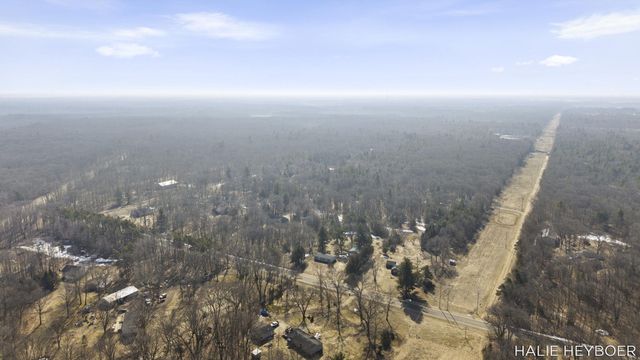 5430 128th Avenue, Manlius Twp, MI 49408