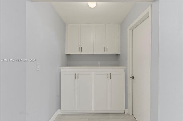 9301 SW 130th St, Miami, FL 33176