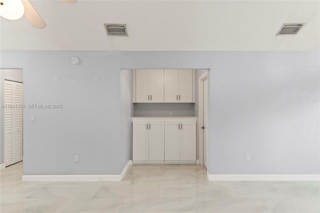 9301 SW 130th St, Miami, FL 33176