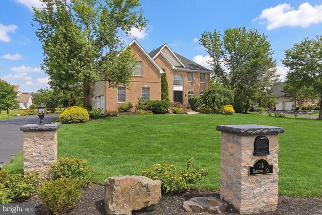 14 BARNYARD CT, Plainsboro, NJ 08536