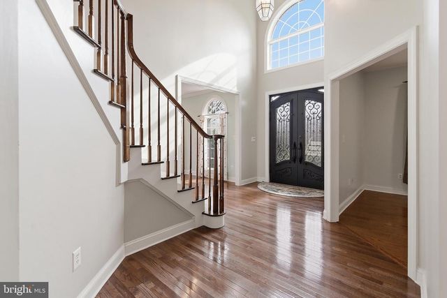 14 BARNYARD CT, Plainsboro, NJ 08536