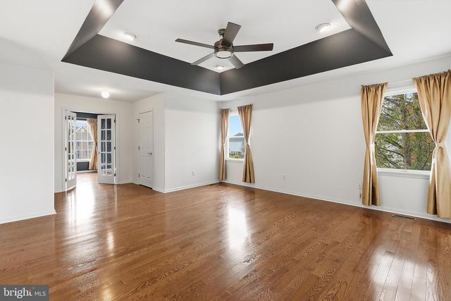 14 BARNYARD CT, Plainsboro, NJ 08536