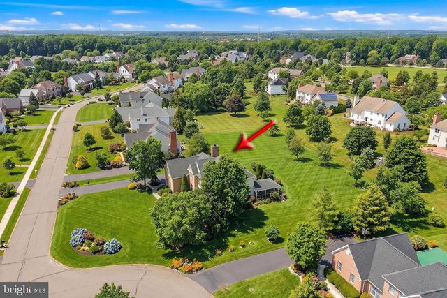 14 BARNYARD CT, Plainsboro, NJ 08536