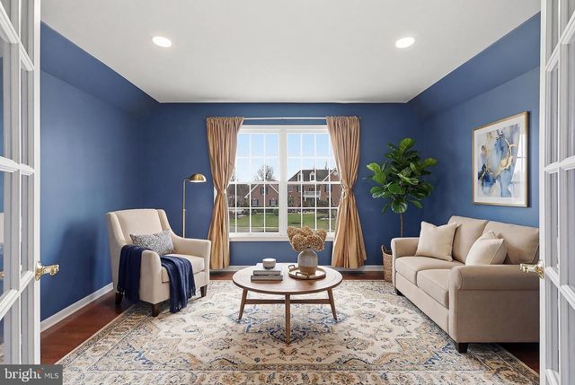 14 BARNYARD CT, Plainsboro, NJ 08536