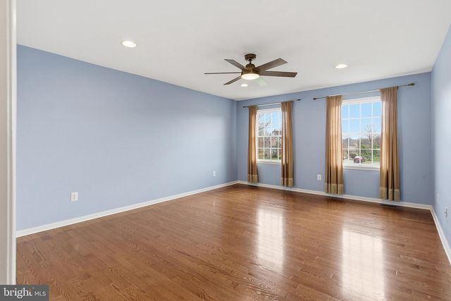 14 BARNYARD CT, Plainsboro, NJ 08536