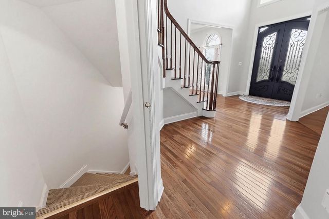 14 BARNYARD CT, Plainsboro, NJ 08536