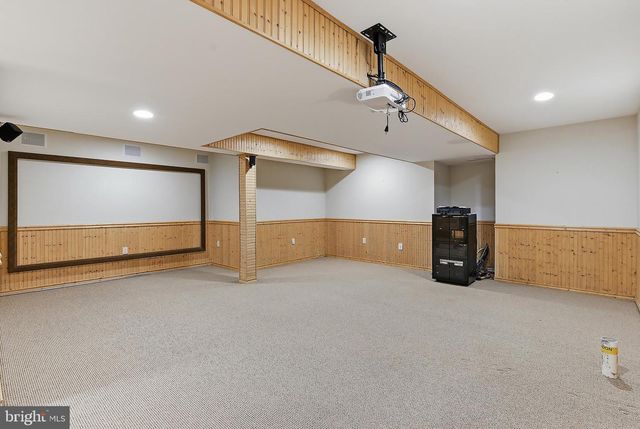 14 BARNYARD CT, Plainsboro, NJ 08536