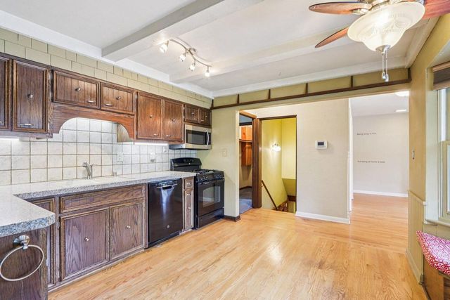 4425 N 143rd STREET, Brookfield, WI 53005