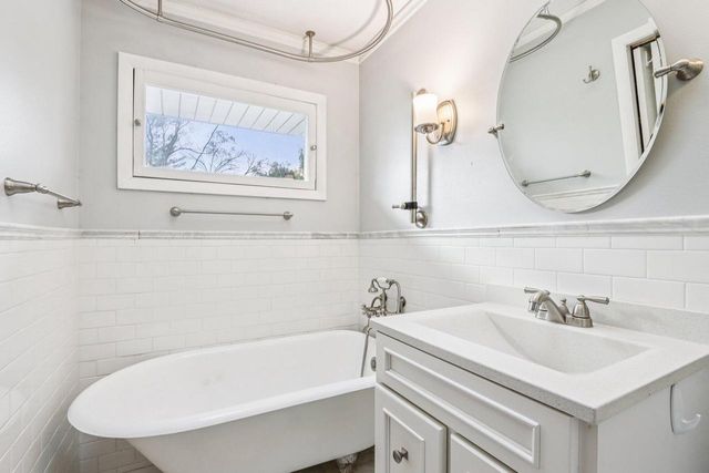 4425 N 143rd STREET, Brookfield, WI 53005