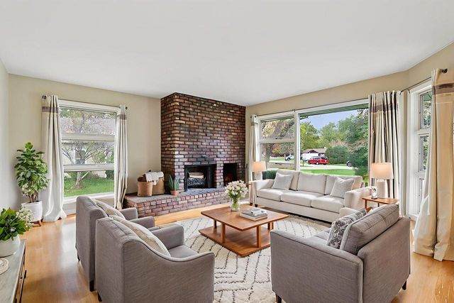 4425 N 143rd STREET, Brookfield, WI 53005