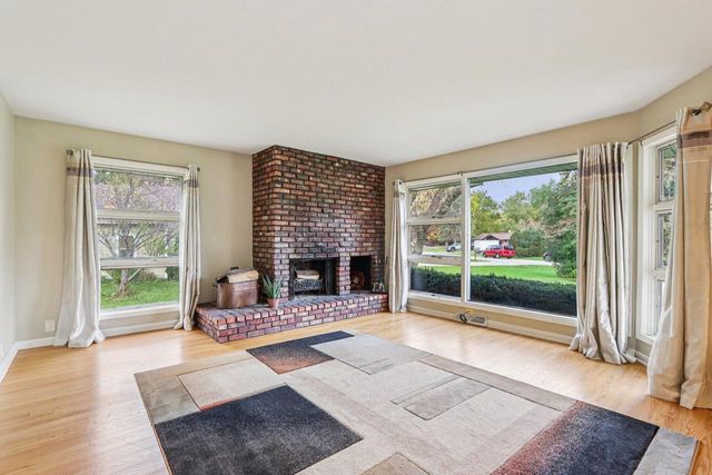 4425 N 143rd STREET, Brookfield, WI 53005