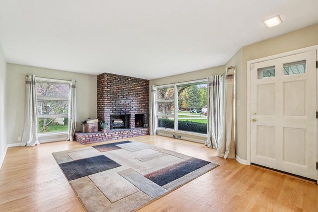 4425 N 143rd STREET, Brookfield, WI 53005