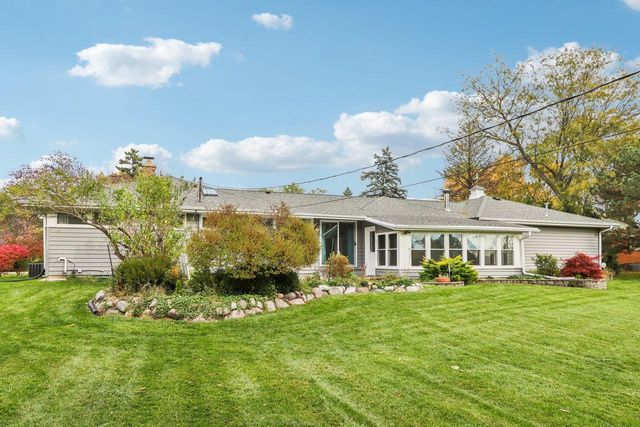 4425 N 143rd STREET, Brookfield, WI 53005