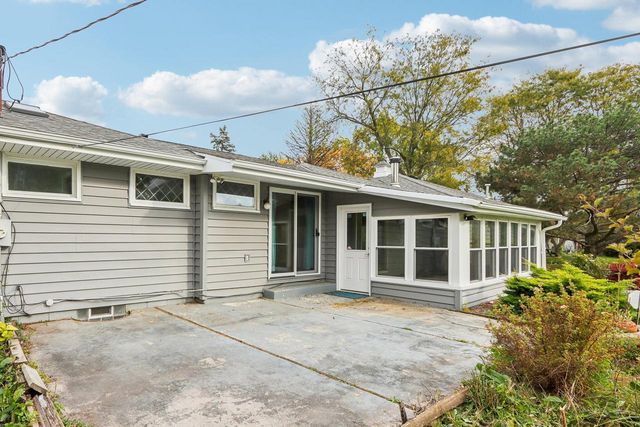 4425 N 143rd STREET, Brookfield, WI 53005