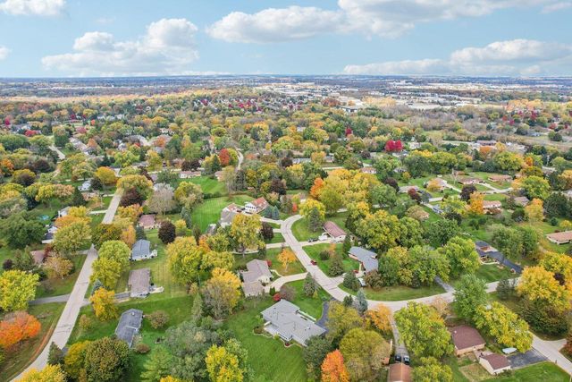 4425 N 143rd STREET, Brookfield, WI 53005