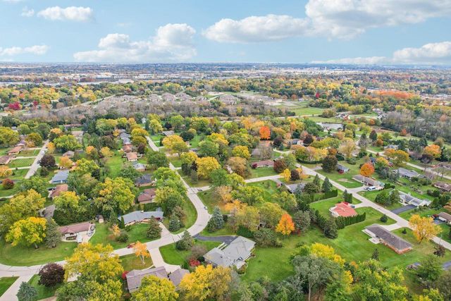 4425 N 143rd STREET, Brookfield, WI 53005