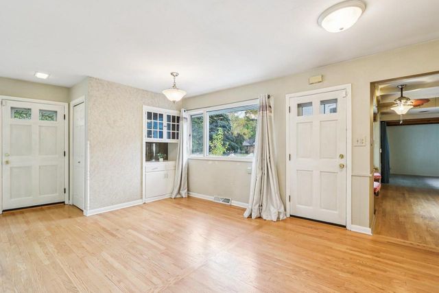 4425 N 143rd STREET, Brookfield, WI 53005