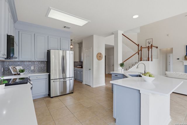 1852 Lookout Frst, San Antonio, TX 78260