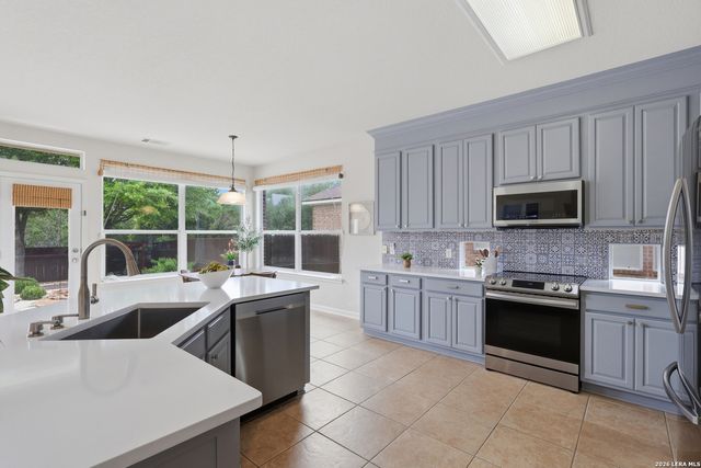 1852 Lookout Frst, San Antonio, TX 78260