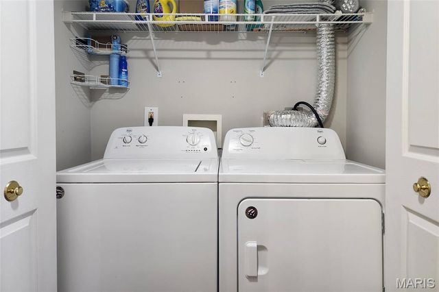 1605 Forest Springs Lane A, Ballwin, MO 63021