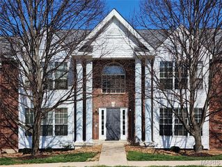 1605 Forest Springs Lane A, Ballwin, MO 63021