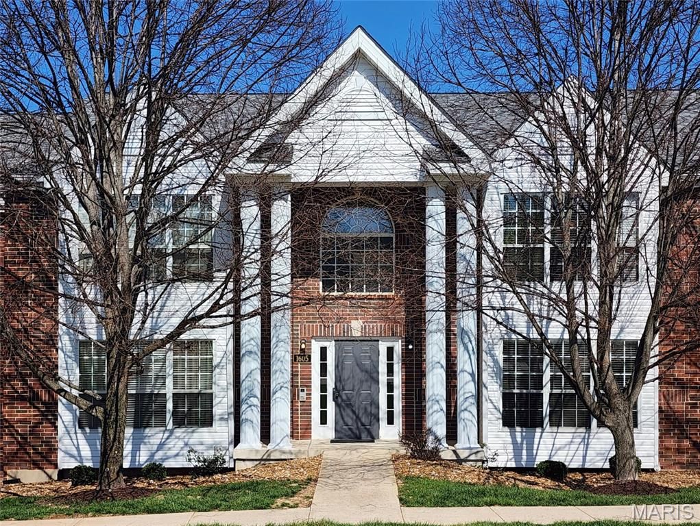 1605 Forest Springs Lane A, Ballwin, MO 63021