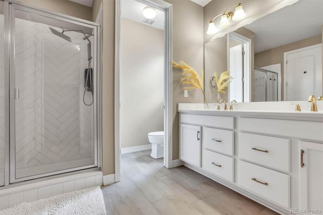 257 S Scottsburg Court, Aurora, CO 80018