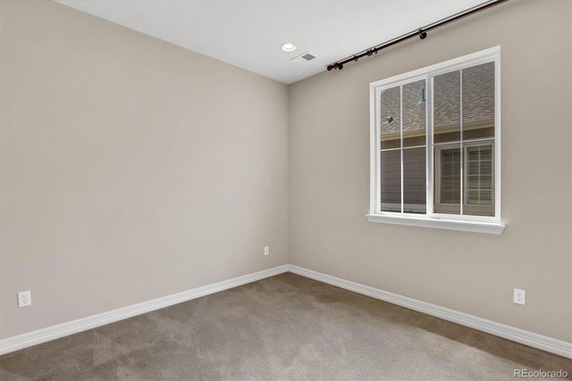 257 S Scottsburg Court, Aurora, CO 80018
