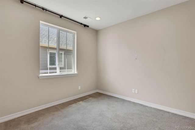 257 S Scottsburg Court, Aurora, CO 80018