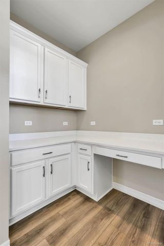 257 S Scottsburg Court, Aurora, CO 80018