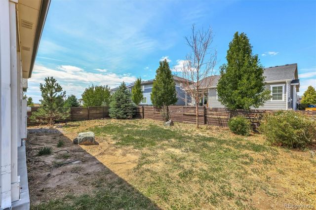 257 S Scottsburg Court, Aurora, CO 80018