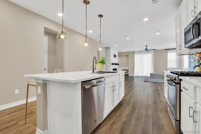 257 S Scottsburg Court, Aurora, CO 80018