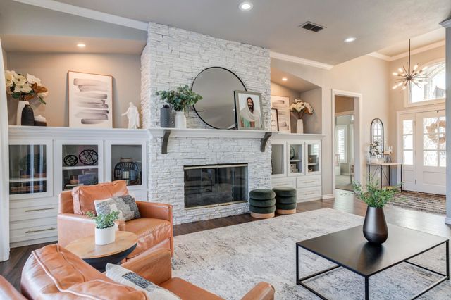 8118 County Rd 7610, Wolfforth, TX 79382