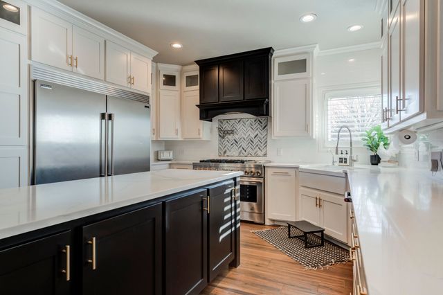 8118 County Rd 7610, Wolfforth, TX 79382