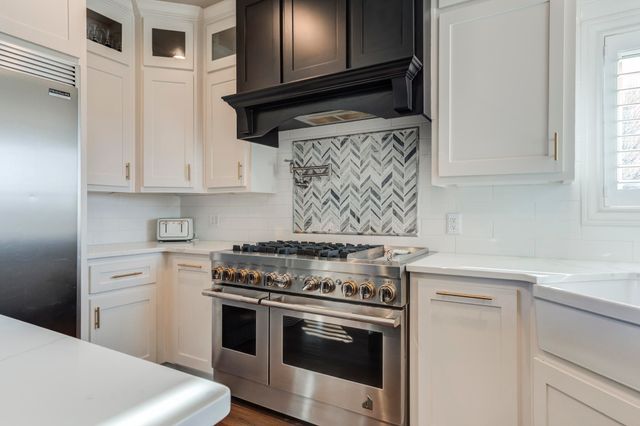 8118 County Rd 7610, Wolfforth, TX 79382